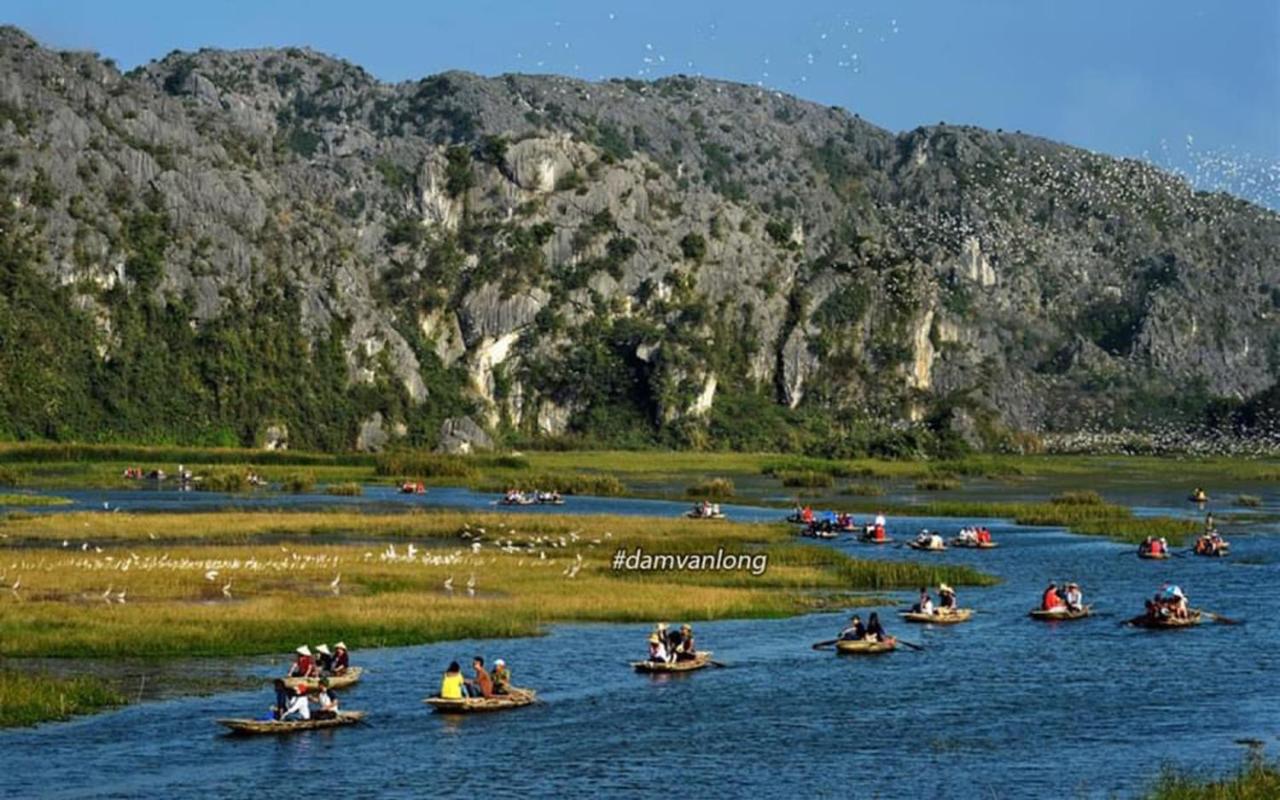 Trang An Freedom Hood Vandrarhem Ninh Bình Exteriör bild